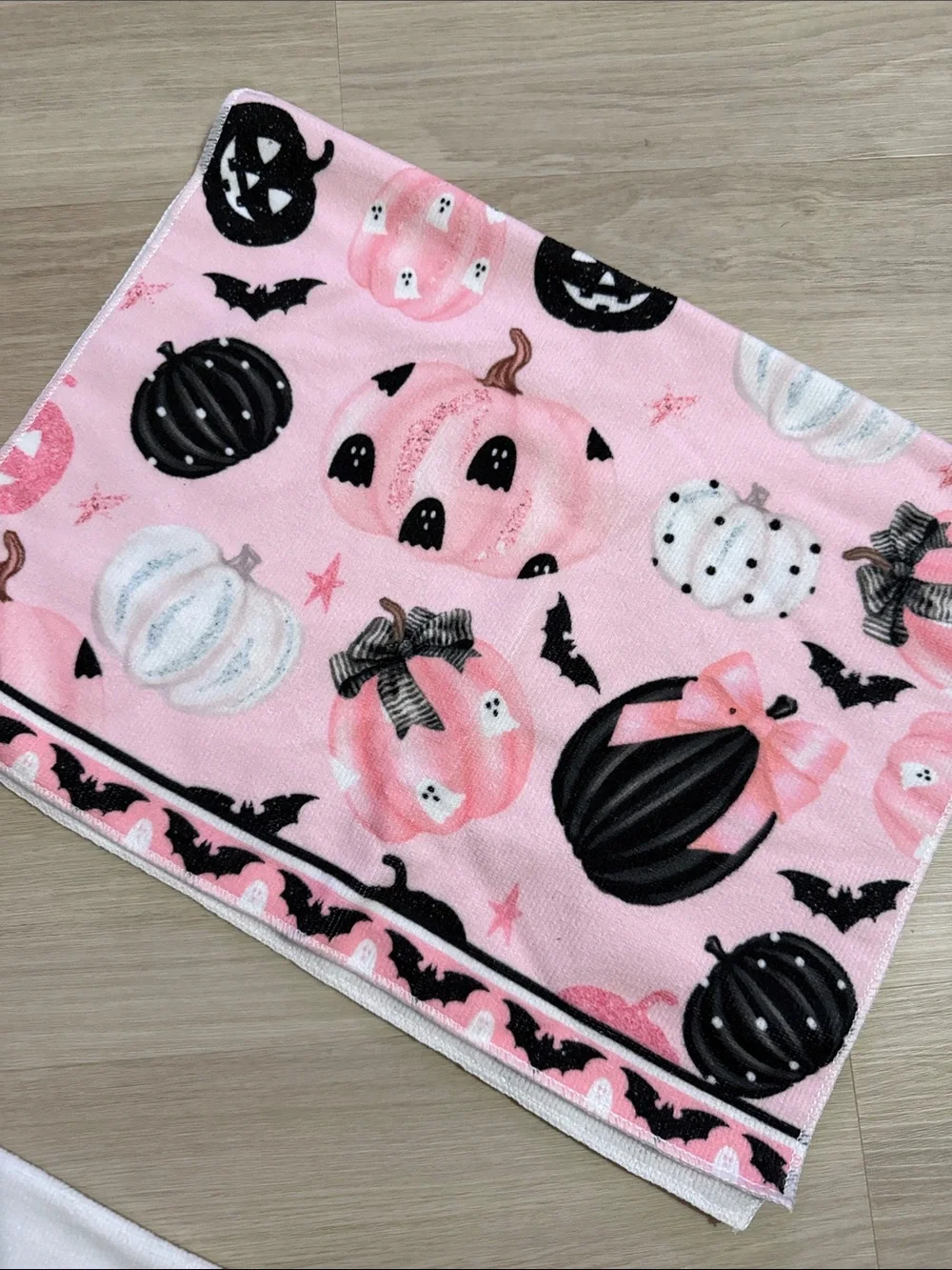 4 Halloween Kitchen Towel Set - Cute Ghost & Pumpkin Prints